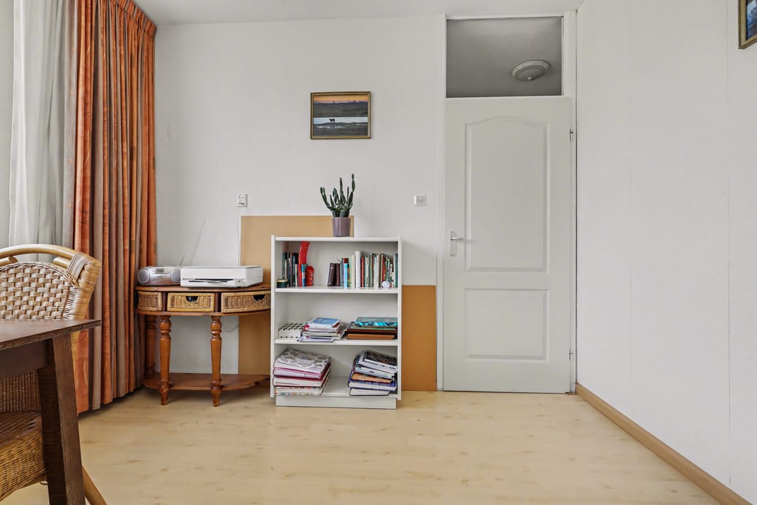 Spacious corner house with four bedrooms in peaceful Vlissingen neighborhood — 17