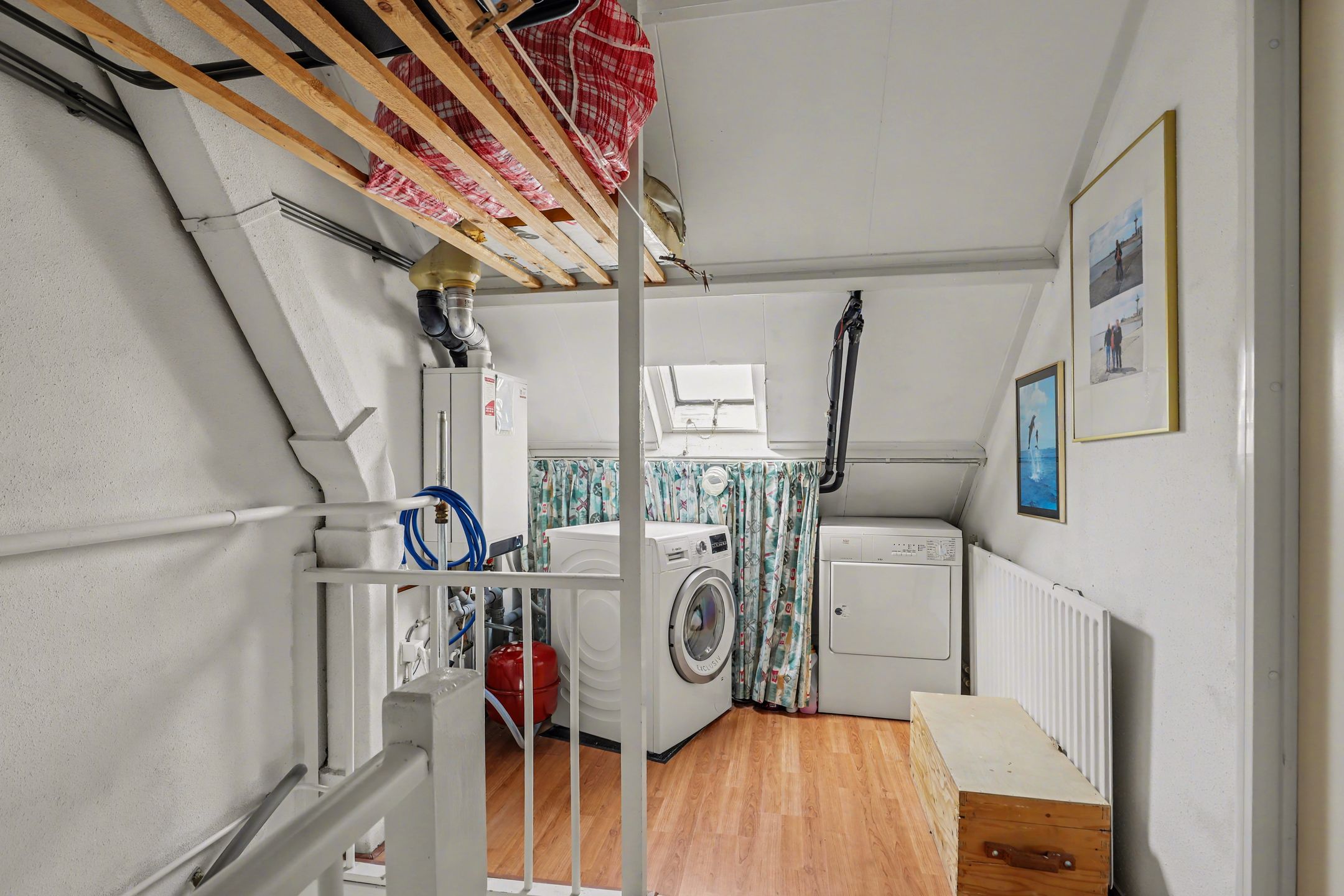 Spacious corner house with four bedrooms in peaceful Vlissingen neighborhood — 21