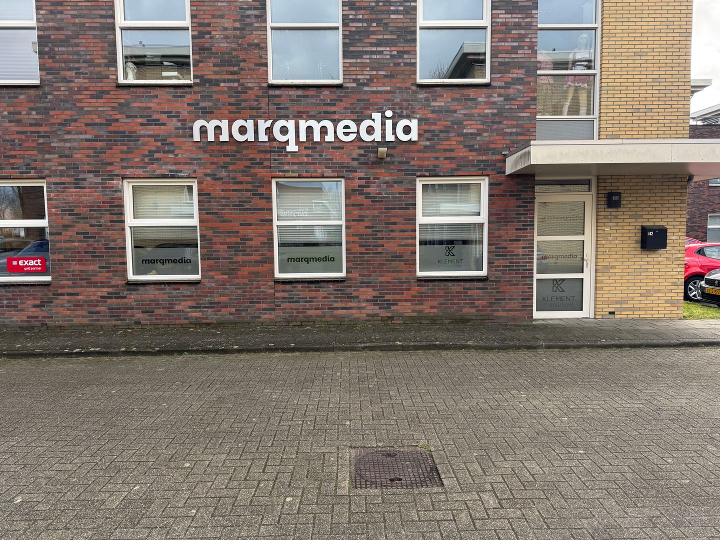 View photo 3 of Nijbracht 142