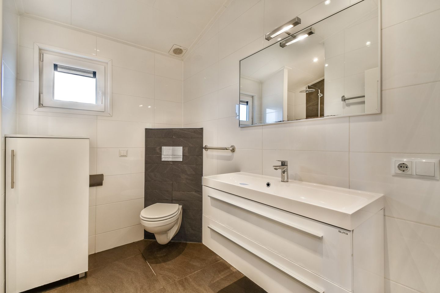 Foto 14 van Rijksstraatweg 186-141