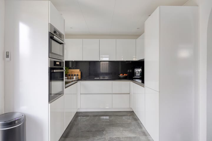 Photo 3 of Heeskesacker 2048