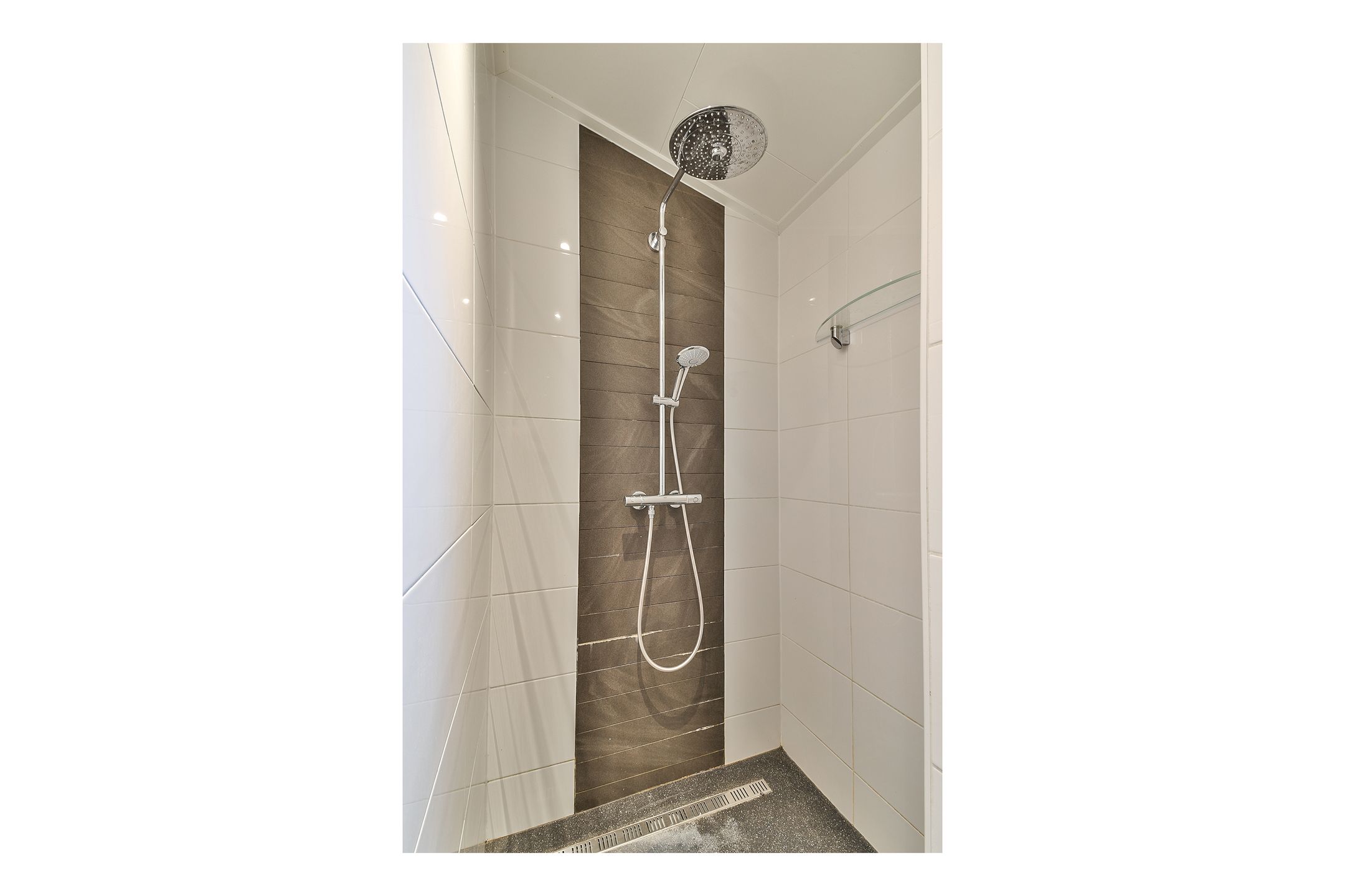 Foto 15 van Rijksstraatweg 186-141