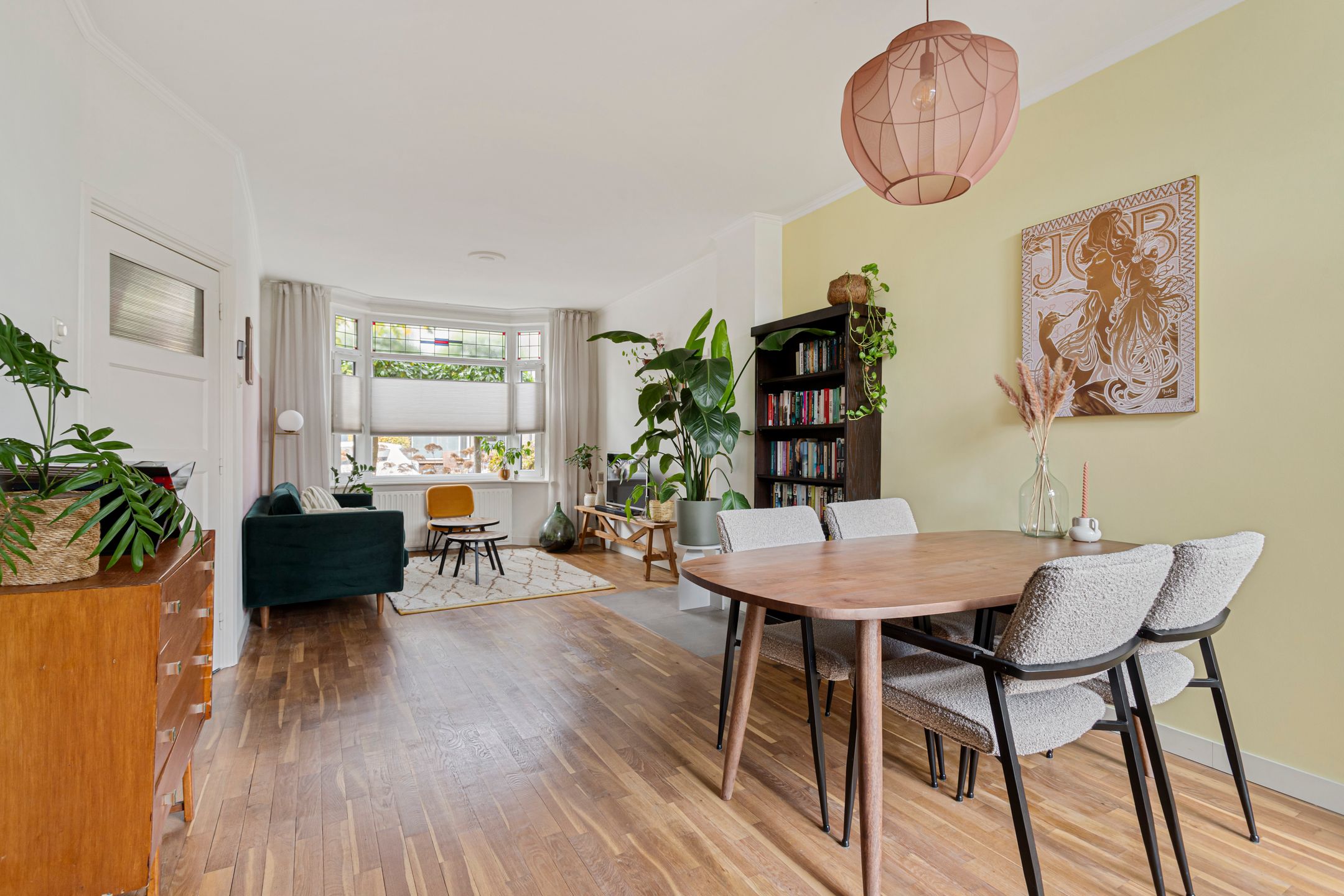 Corner House in Breda Tuinzigt — 24