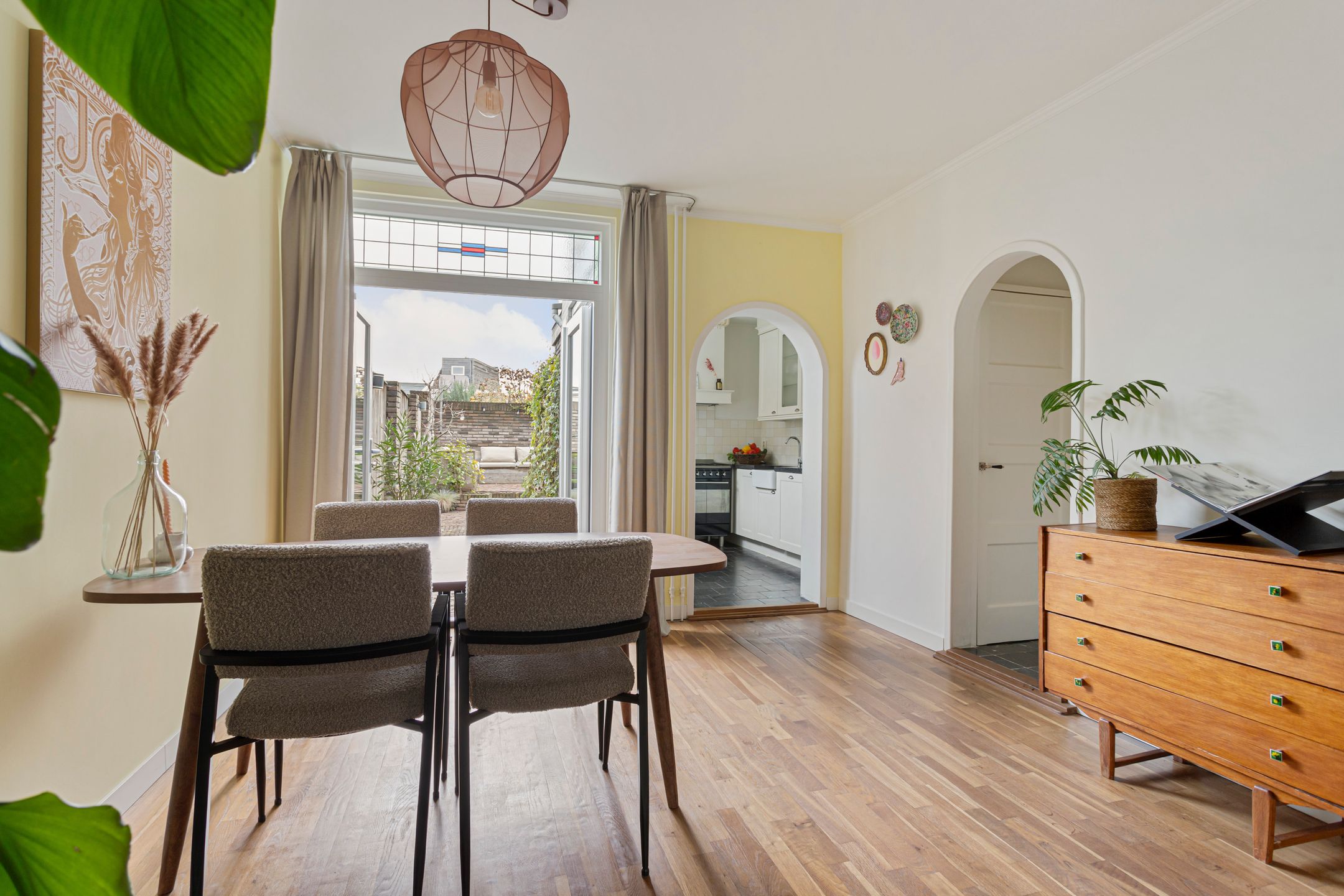 Corner House in Breda Tuinzigt — 21