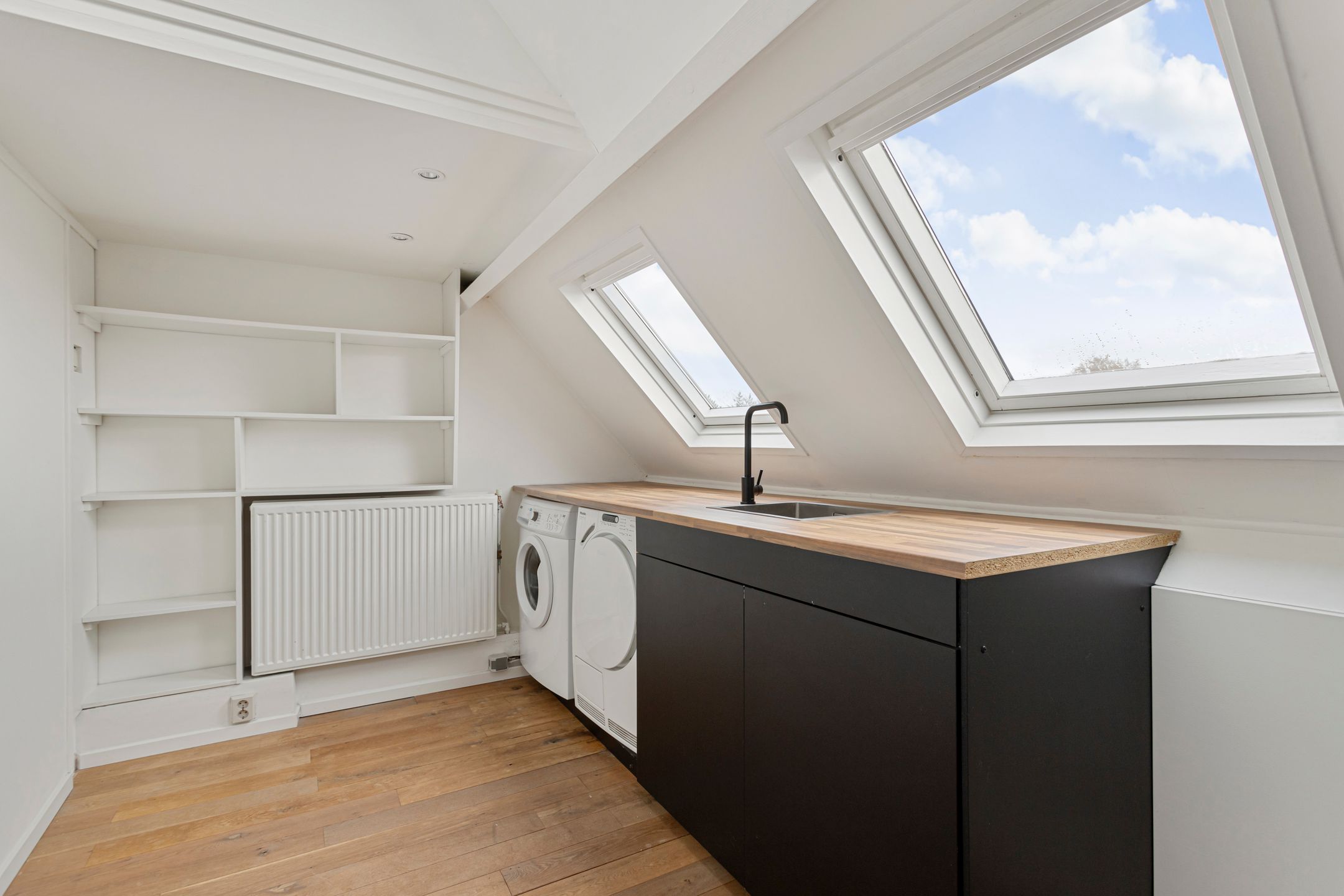 Corner House in Breda Tuinzigt — 45