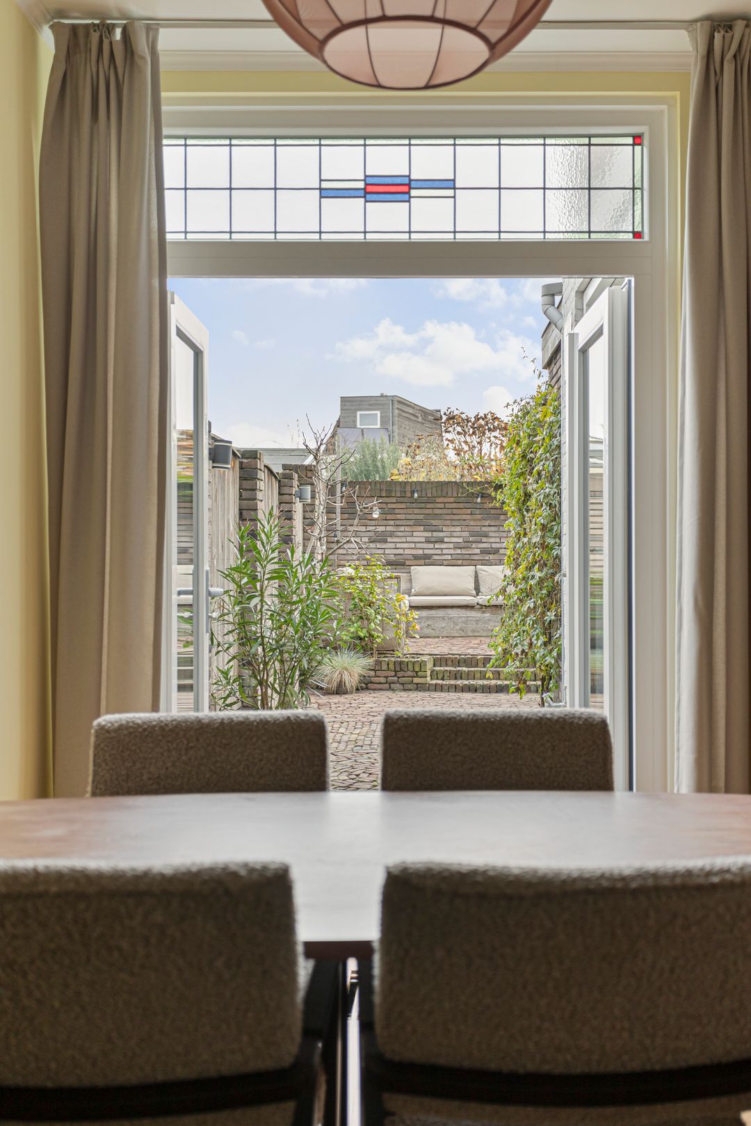 Corner House in Breda Tuinzigt — 23