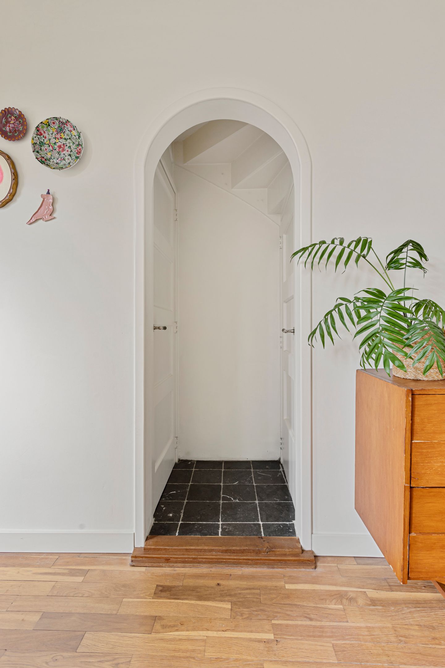 Corner House in Breda Tuinzigt — 25