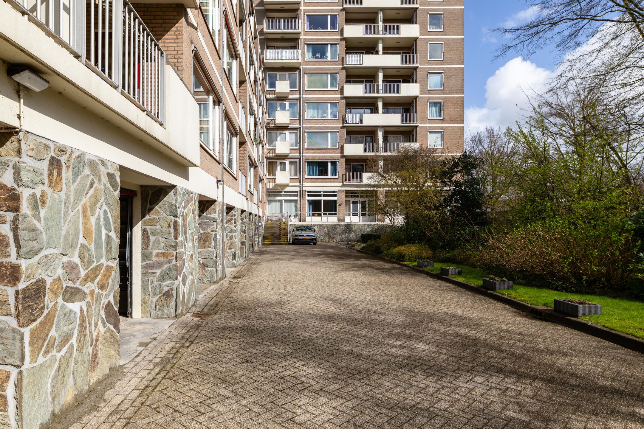 Foto 33 van Helper Brink 61-184