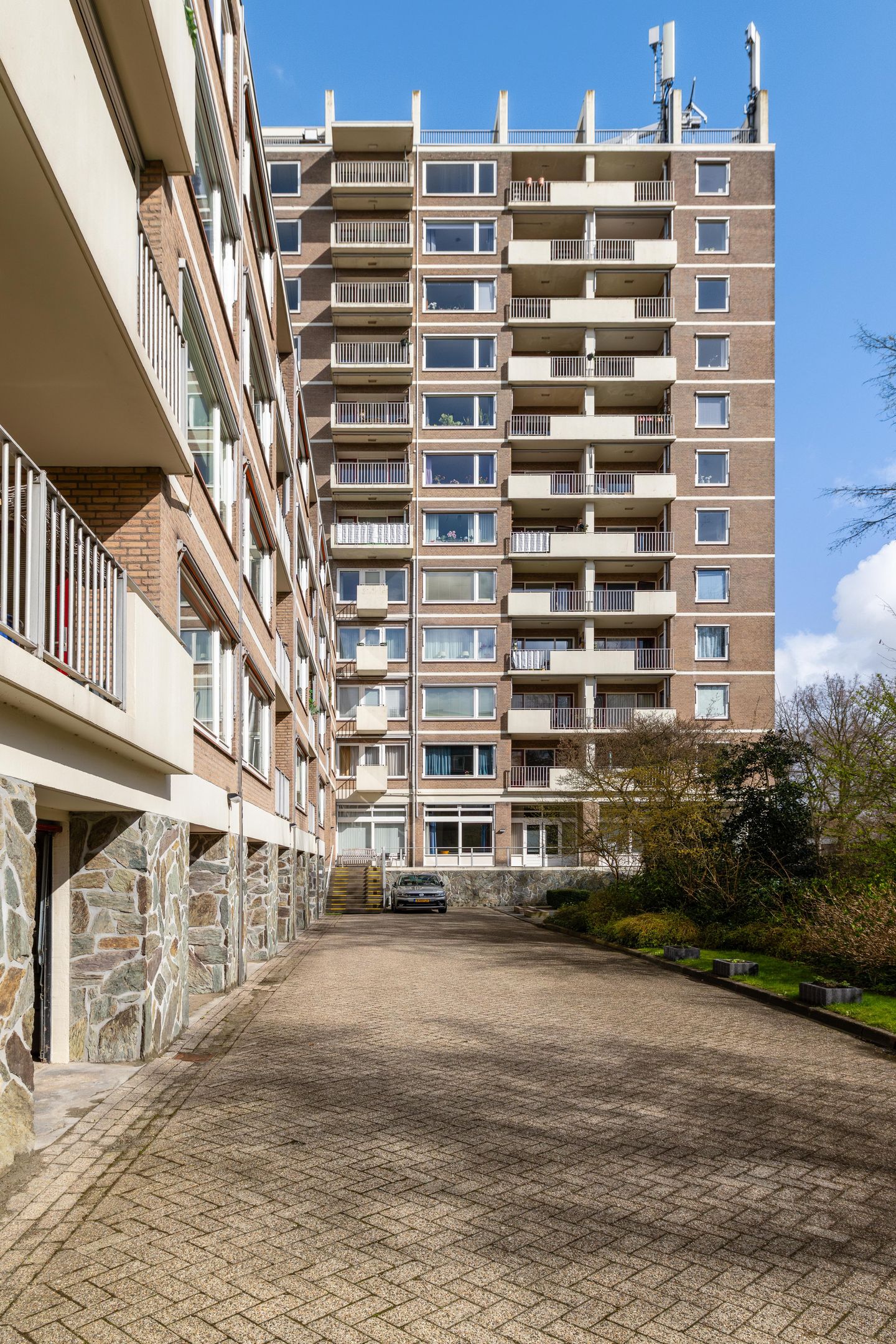 Foto 35 van Helper Brink 61-184