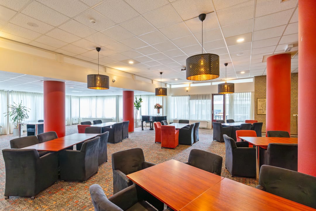 Foto 38 van Helper Brink 61-184