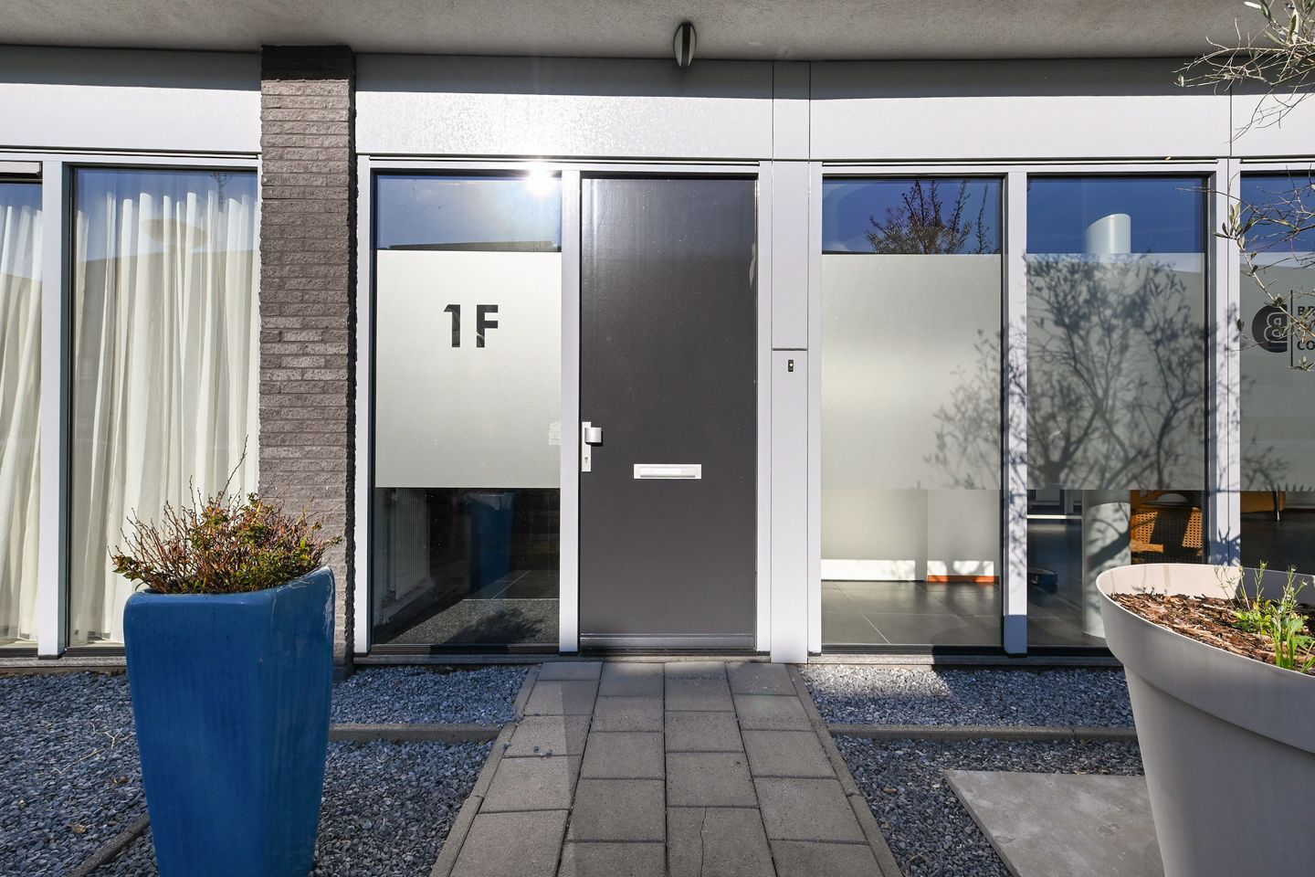 Foto 5 van Aburahout 1-F