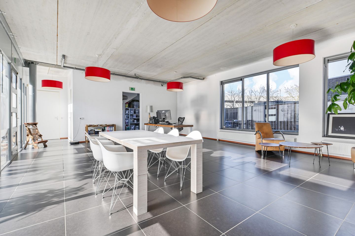 Foto 14 van Aburahout 1-F