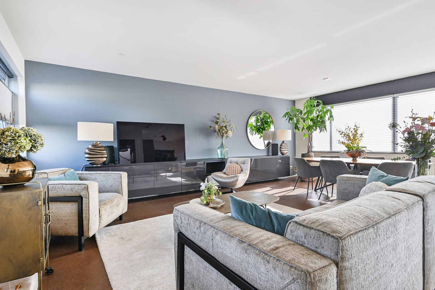 Foto 19 van Aburahout 1-F