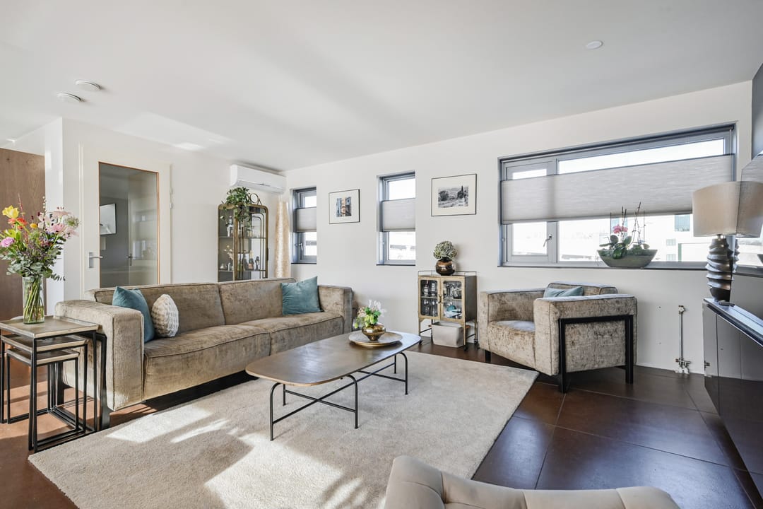 Foto 22 van Aburahout 1-F