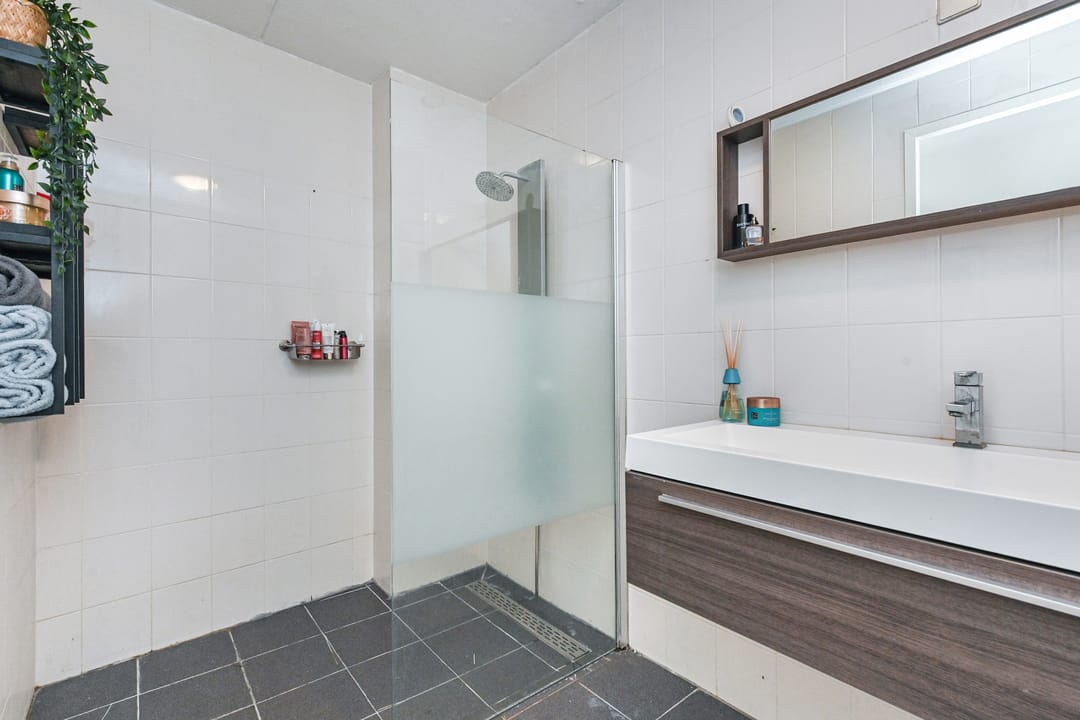 Foto 43 van Aburahout 1-F