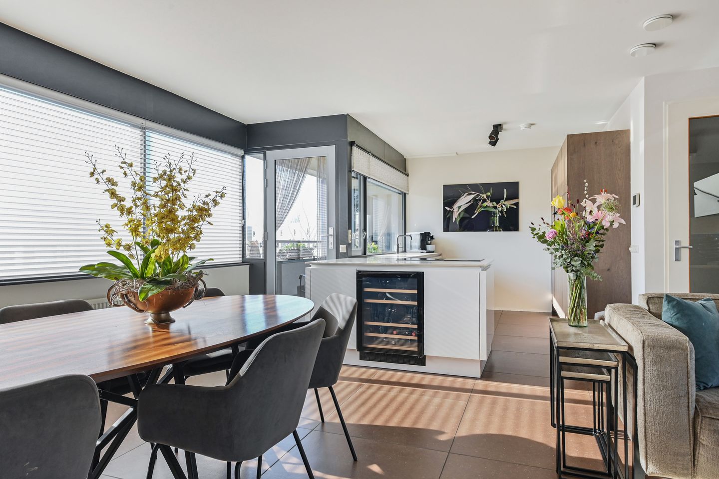 Foto 25 van Aburahout 1-F