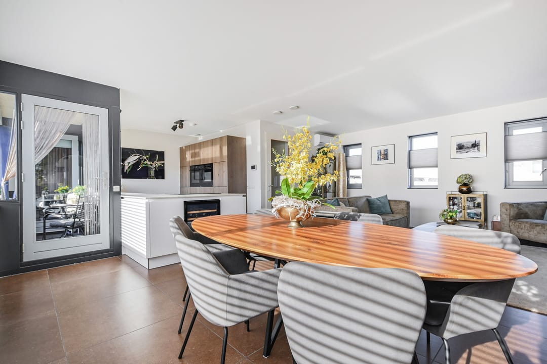 Foto 26 van Aburahout 1-F