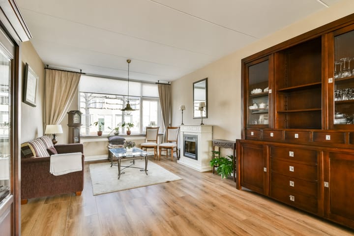 Photo 3 of Heelalstraat 135