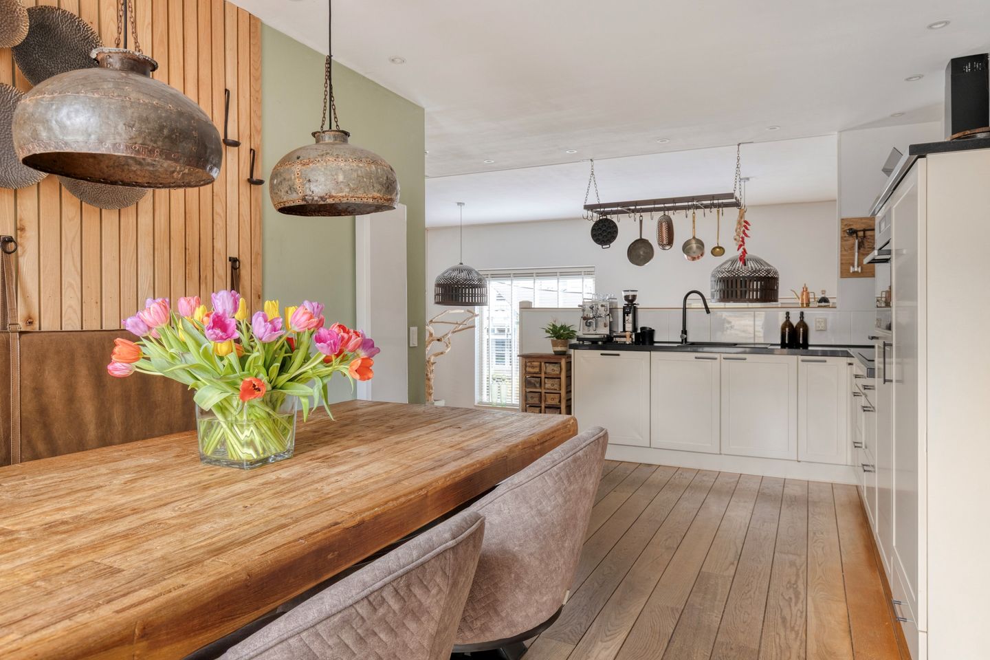 Foto 20 van Antillenweg 32