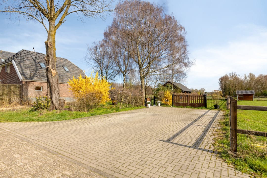 Foto 47 van Koningsweg 10-A