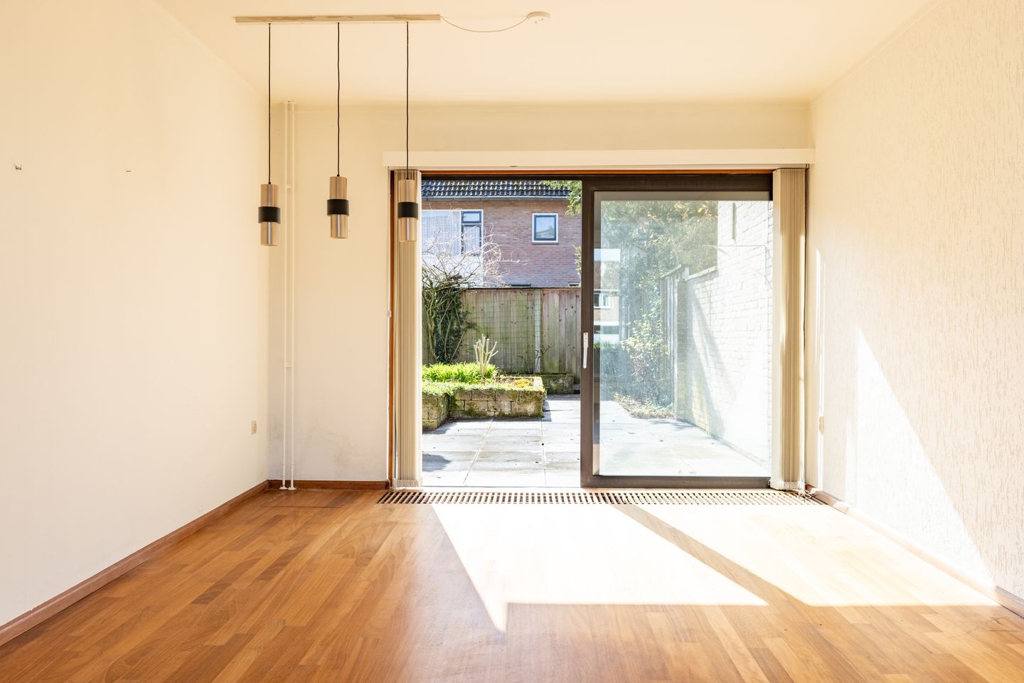 Photo 10 of Titus Brandsmastraat 99