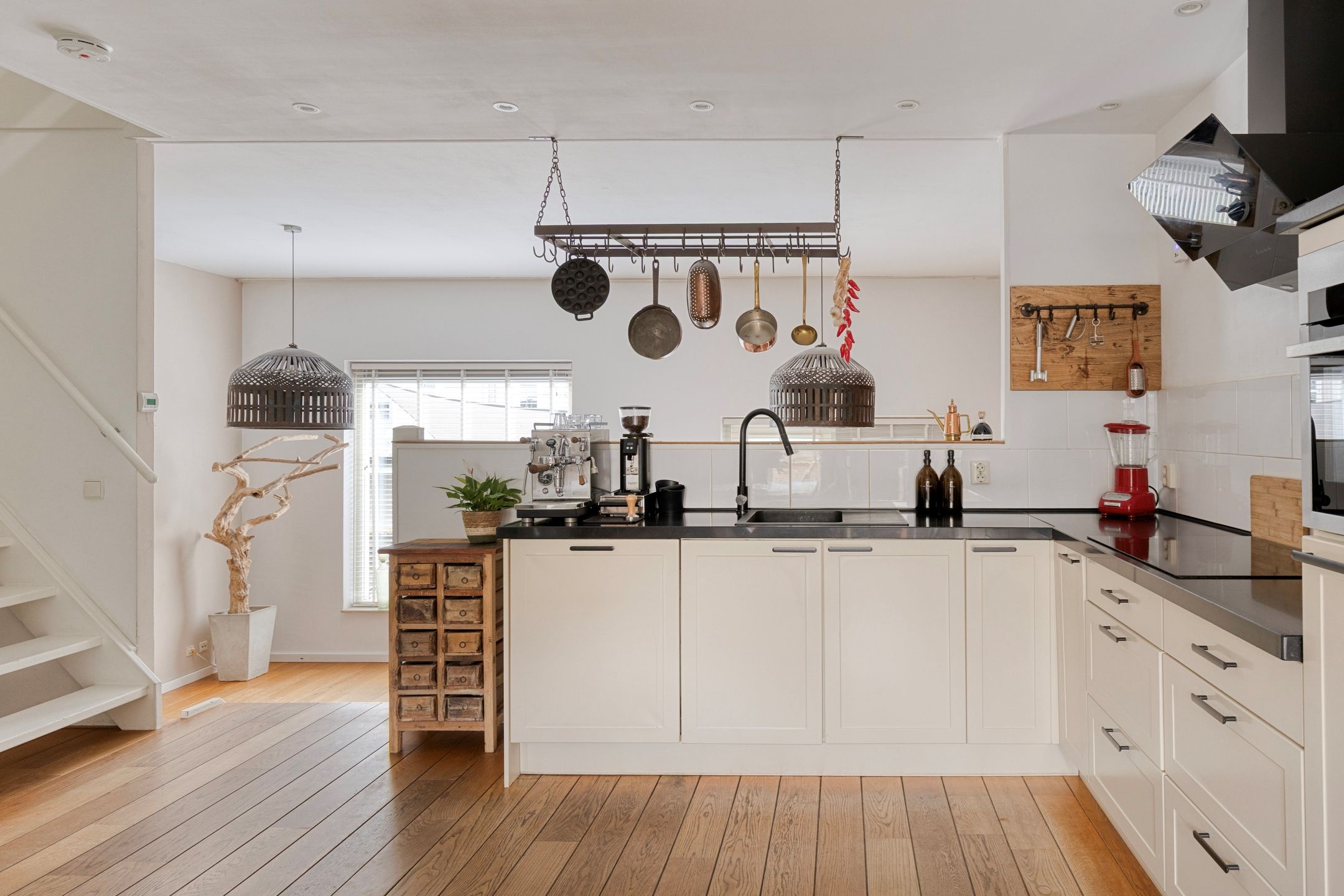 Foto 21 van Antillenweg 32