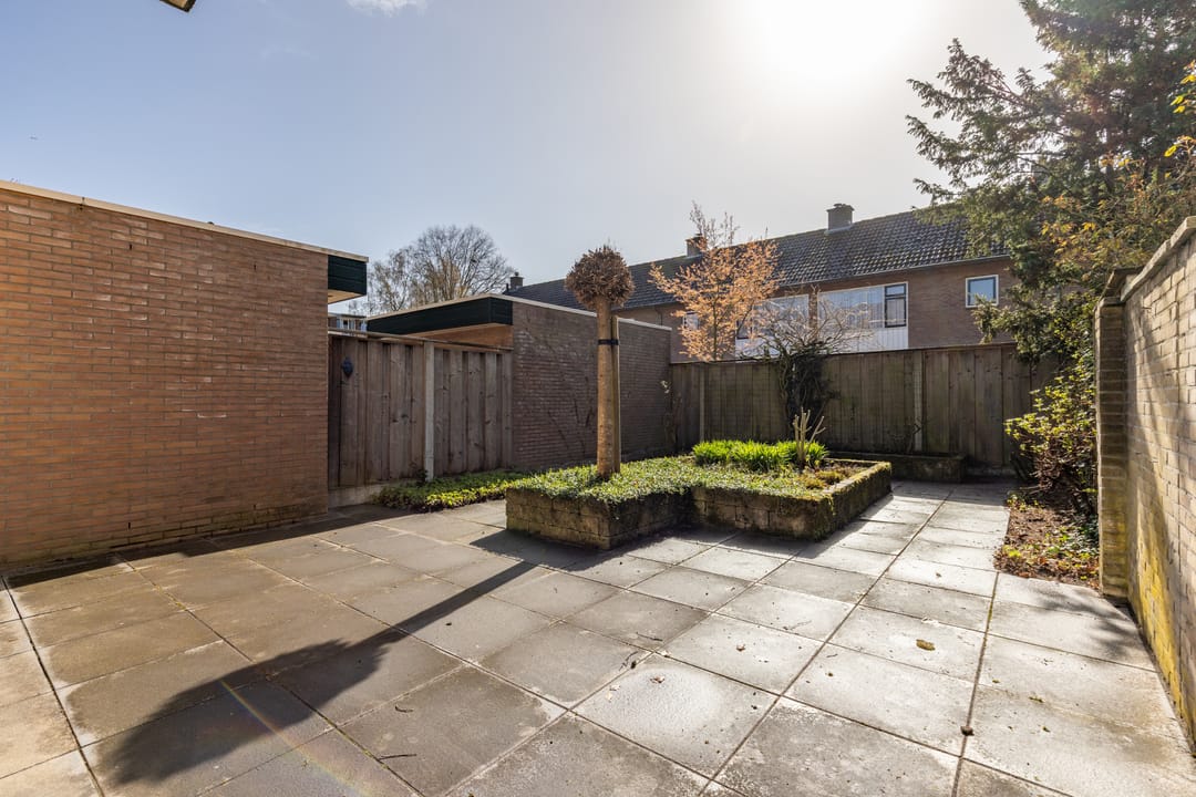 Photo 26 of Titus Brandsmastraat 99