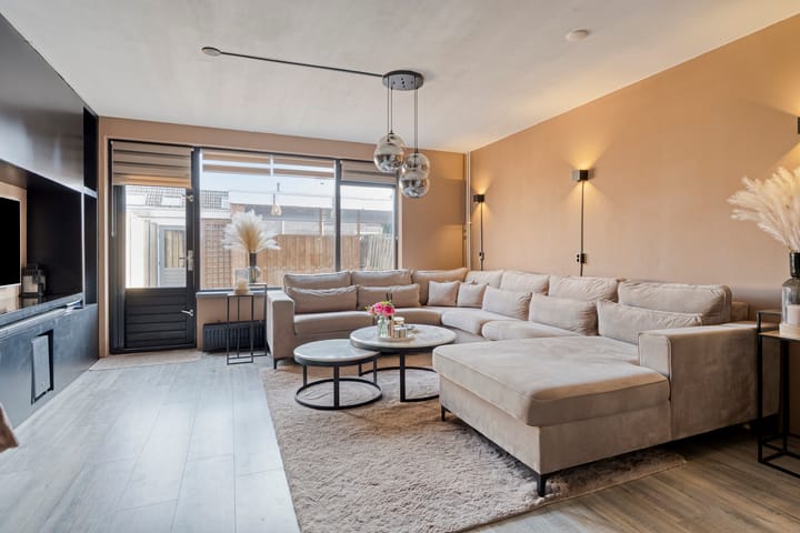 Photo 4 of Hoefsmid 15