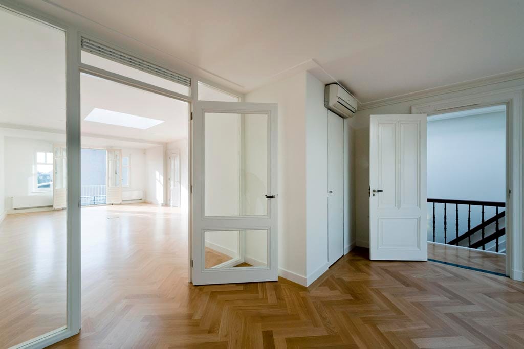 View photo 3 of Paulus Potterstraat 20