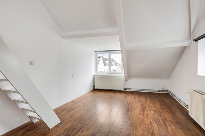 Foto 2 van Emmastraat 4-4