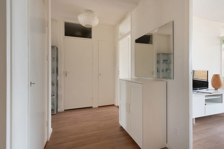 Photo 2 of Zwedenburg 166