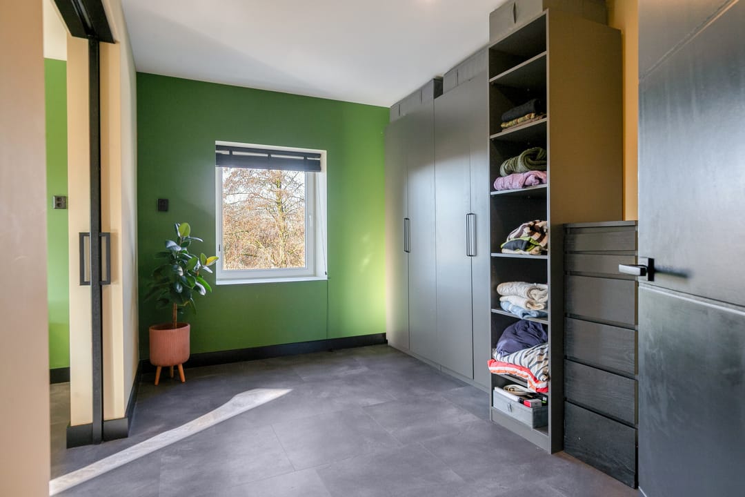 Foto 31 van Professor Regoutstraat 9