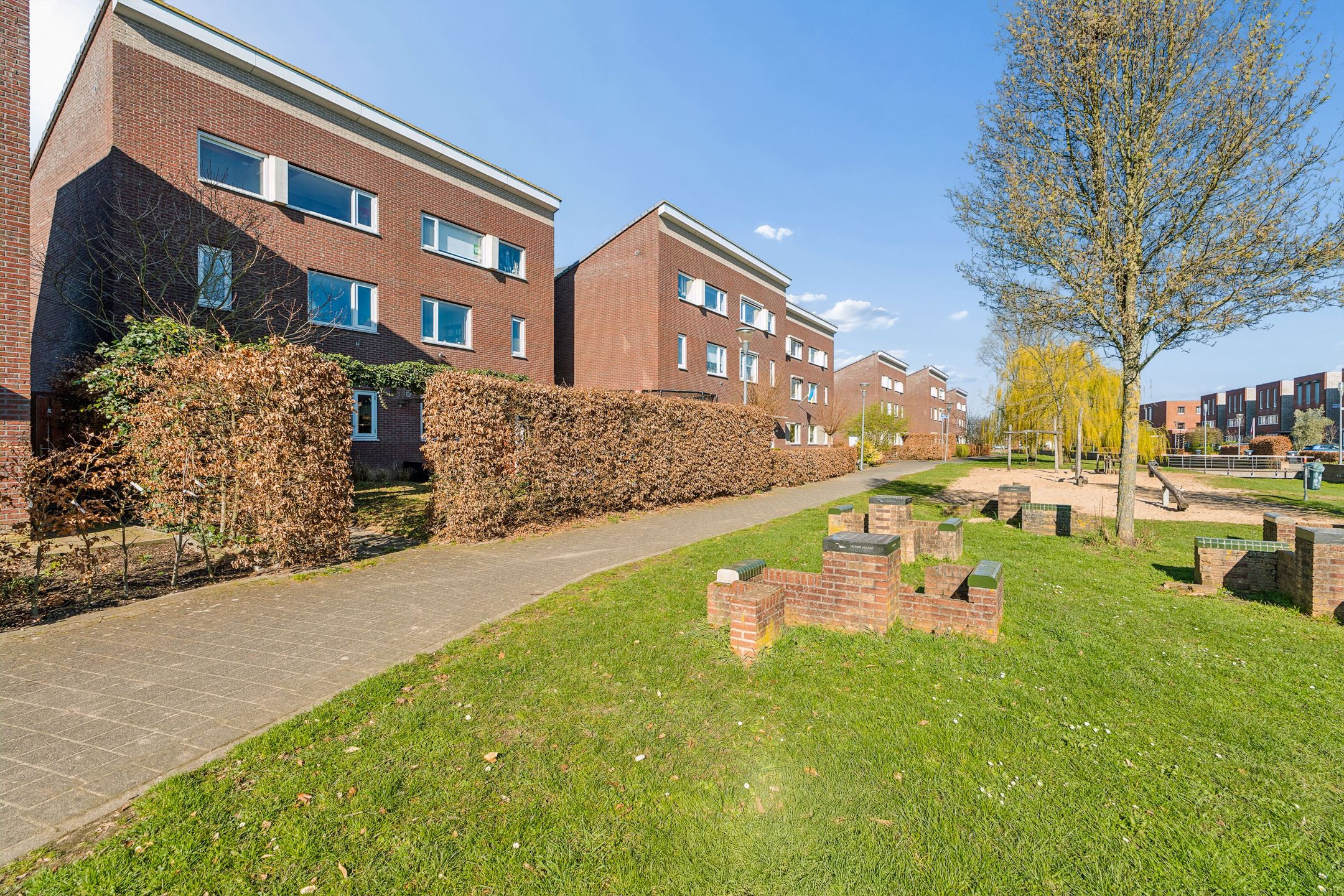 Foto 42 van Rolling Stonesstraat 91