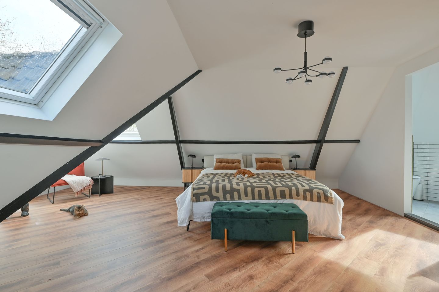 Foto 20 van Huizerweg 192