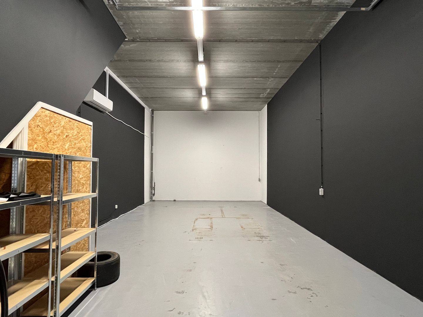 View photo 4 of Overvliet 40