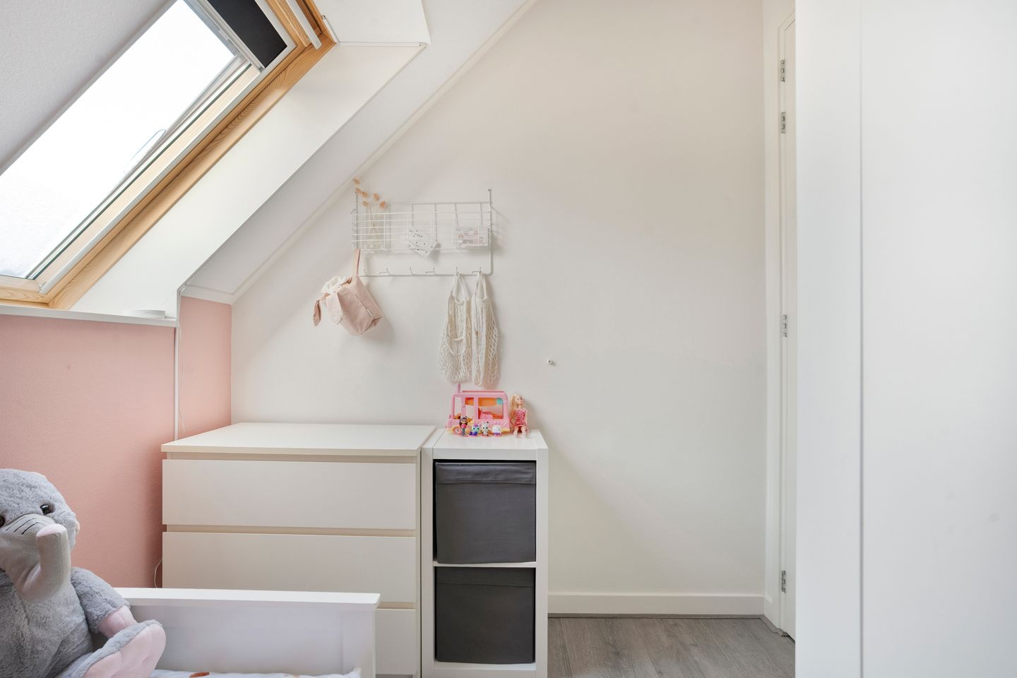Sustainable Detached Villa with Panoramic Views Near Holtingerveld Nature Reserve — 41