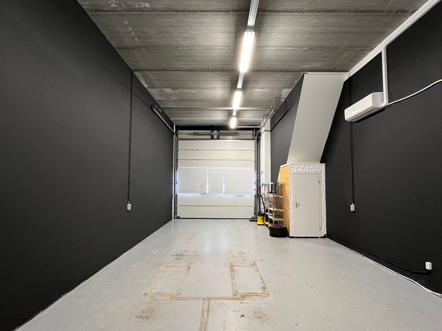 View photo 5 of Overvliet 40