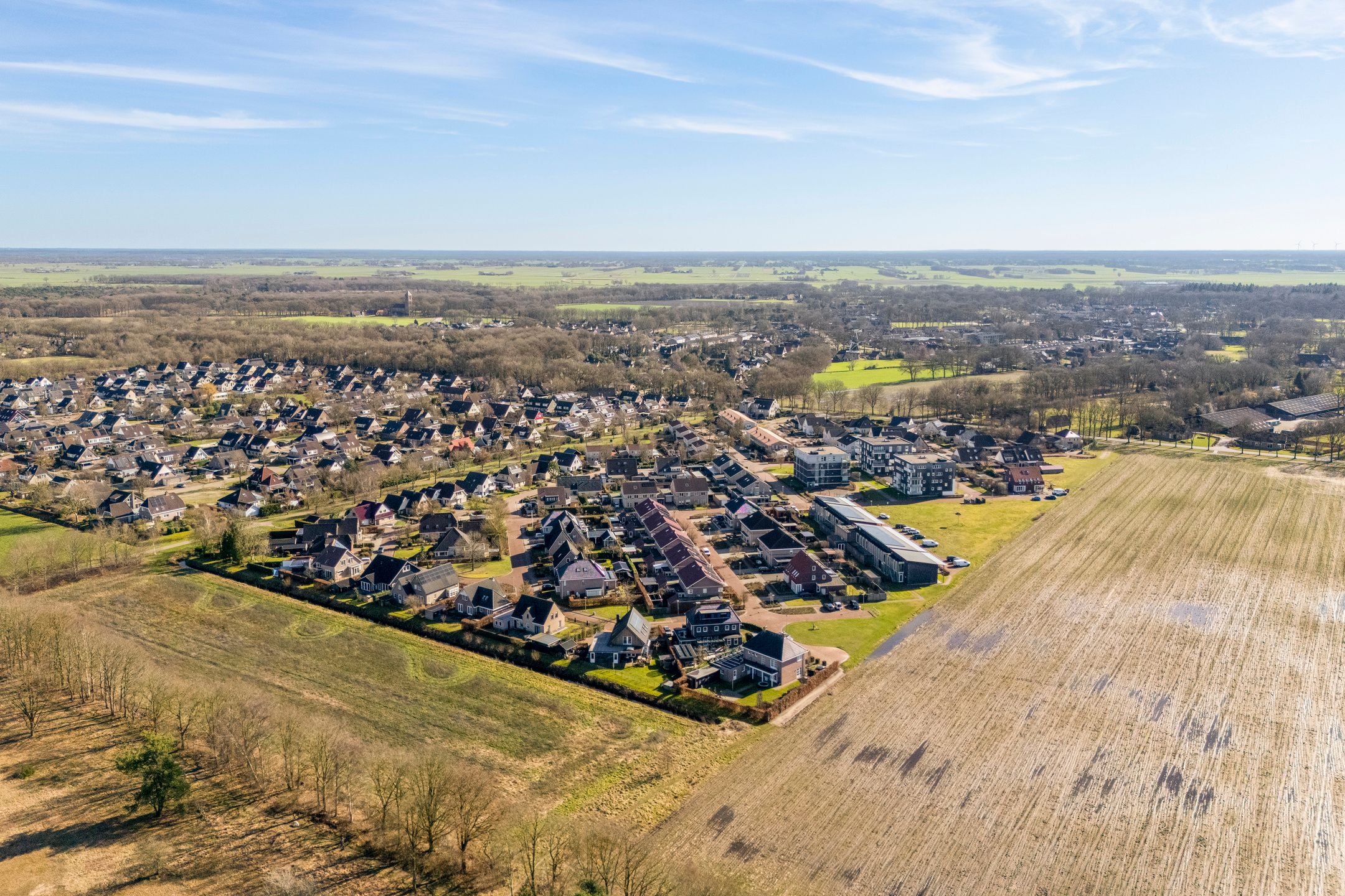 Sustainable Detached Villa with Panoramic Views Near Holtingerveld Nature Reserve — 56