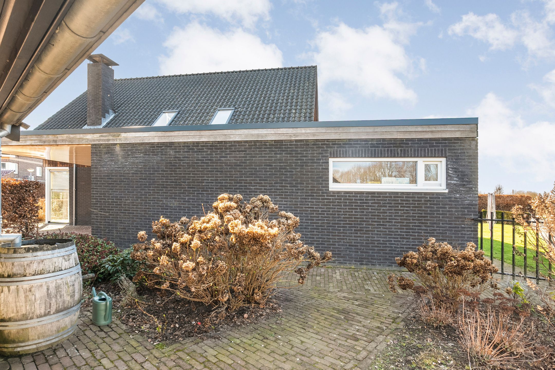 Sustainable Detached Villa with Panoramic Views Near Holtingerveld Nature Reserve — 48