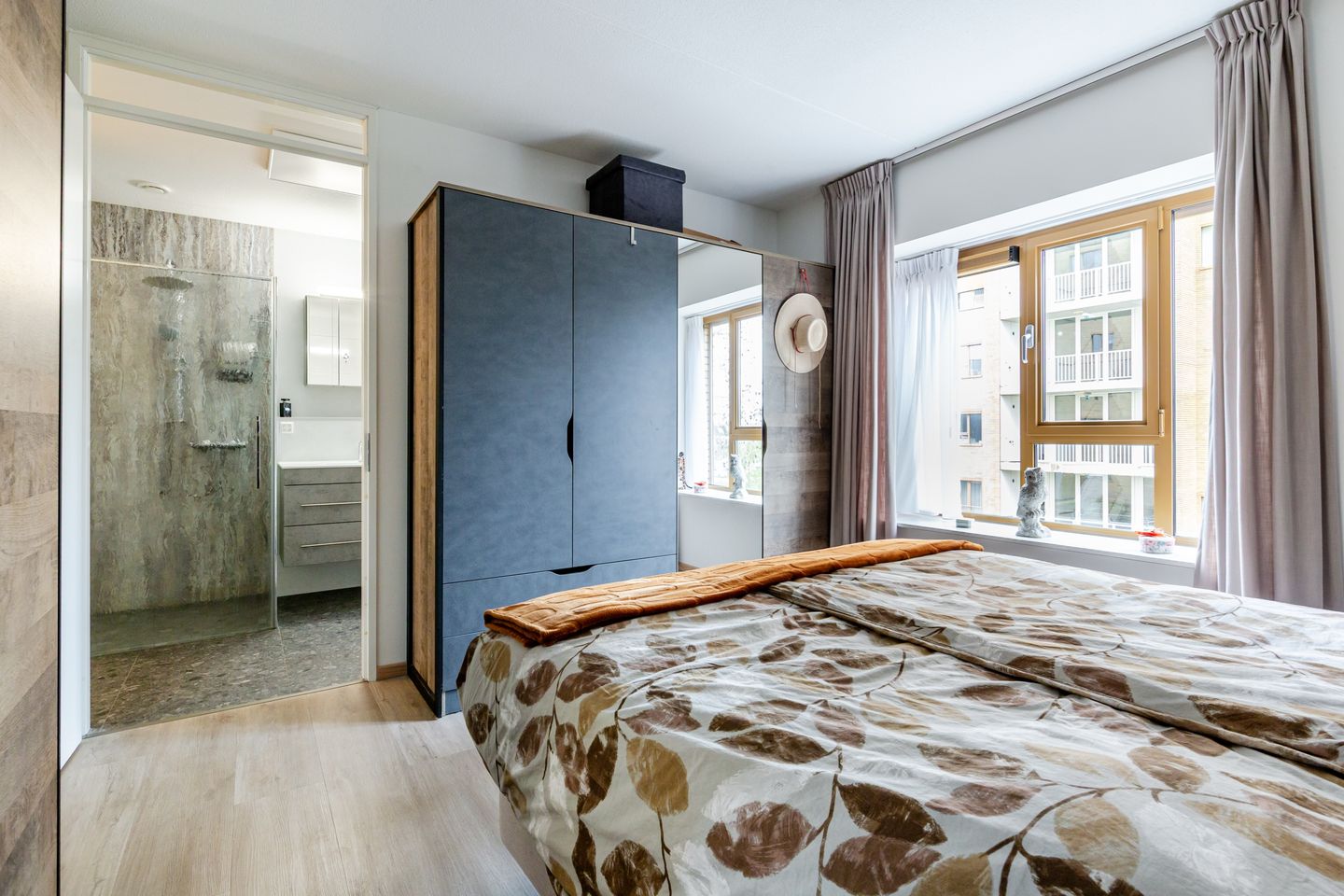 Spacious Apartment with Southern Balcony in Hanzepark — 32