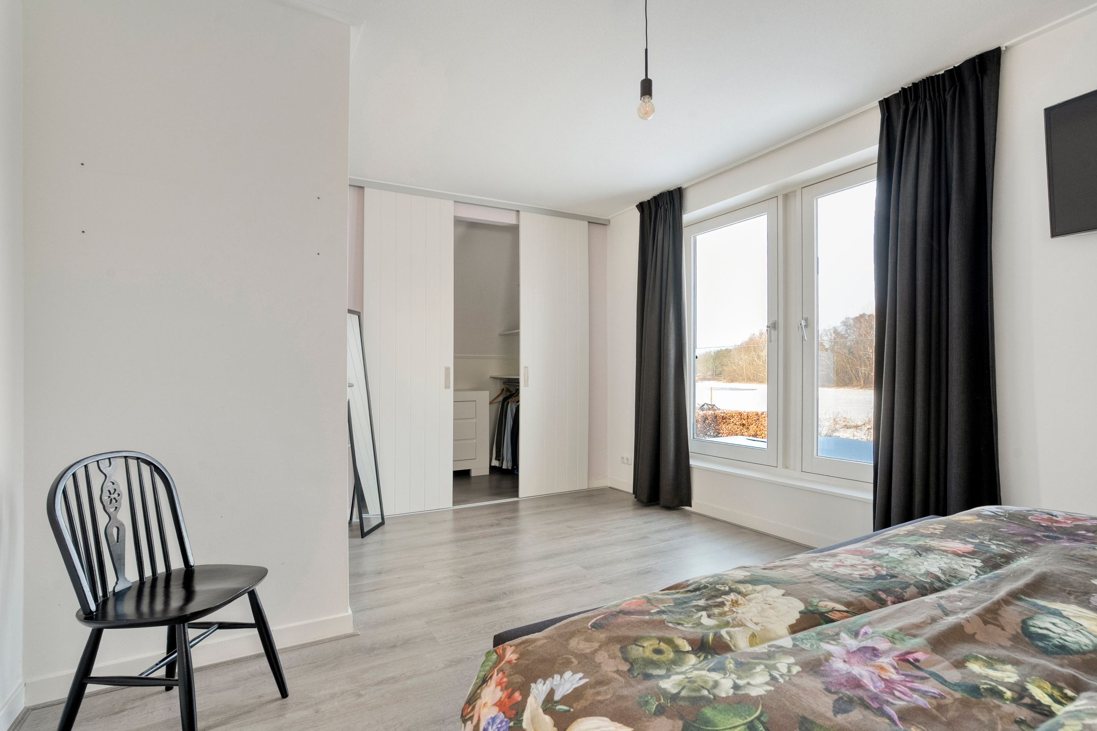 Sustainable Detached Villa with Panoramic Views Near Holtingerveld Nature Reserve — 33