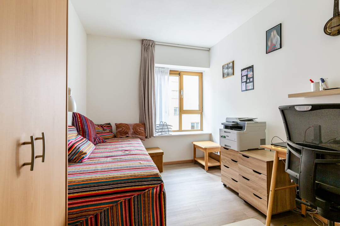 Spacious Apartment with Southern Balcony in Hanzepark — 35