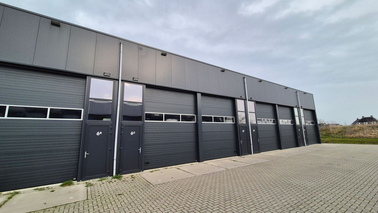 Bekijk foto 3 van Eeser Hout 6-B