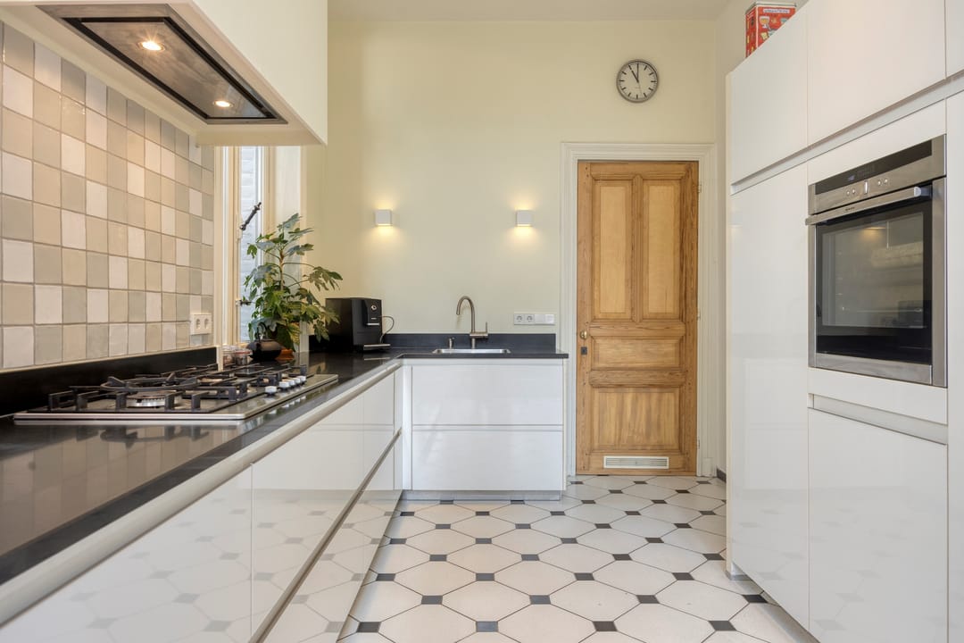 Characteristic 1892 Mansion with 253 m² Living Space in Eijsden — 25