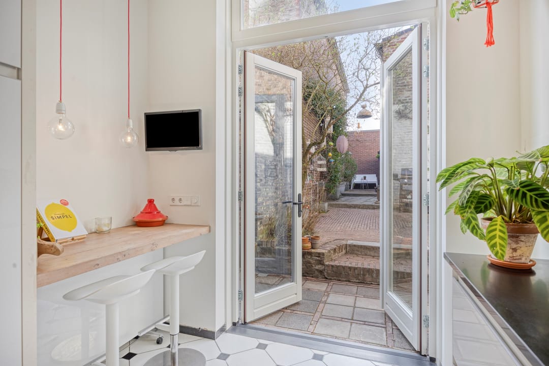Characteristic 1892 Mansion with 253 m² Living Space in Eijsden — 27