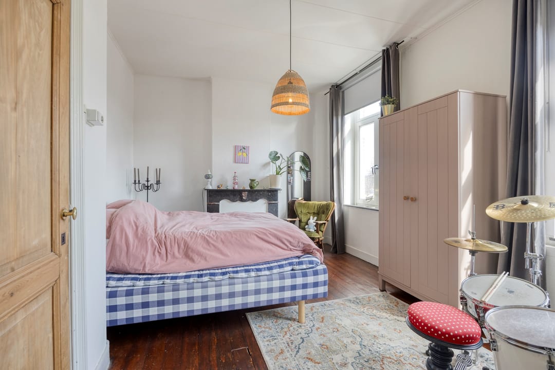 Characteristic 1892 Mansion with 253 m² Living Space in Eijsden — 55