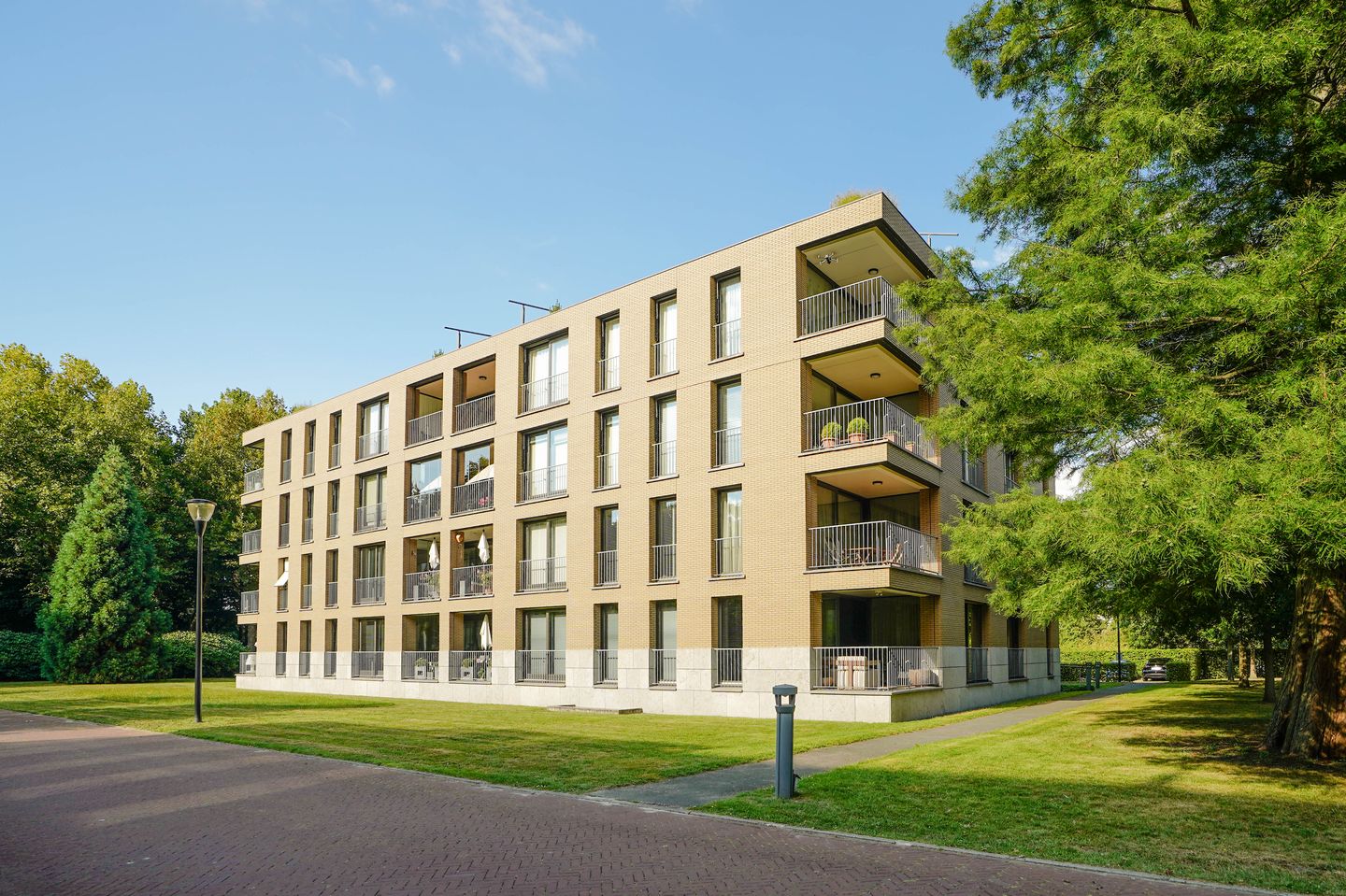 Foto 49 van Arentsburghlaan 34
