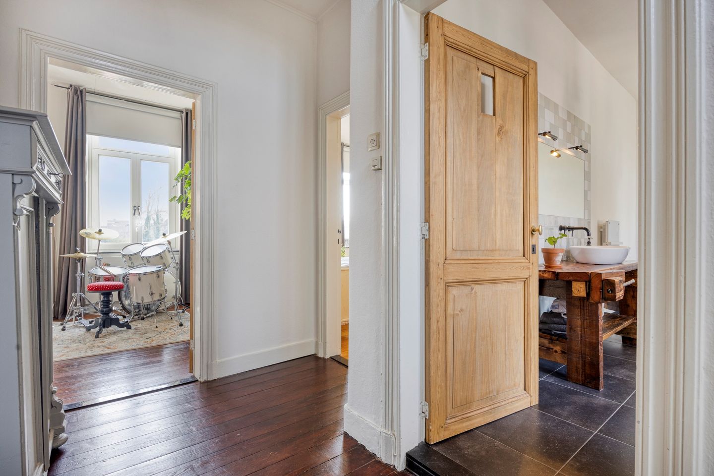 Characteristic 1892 Mansion with 253 m² Living Space in Eijsden — 43