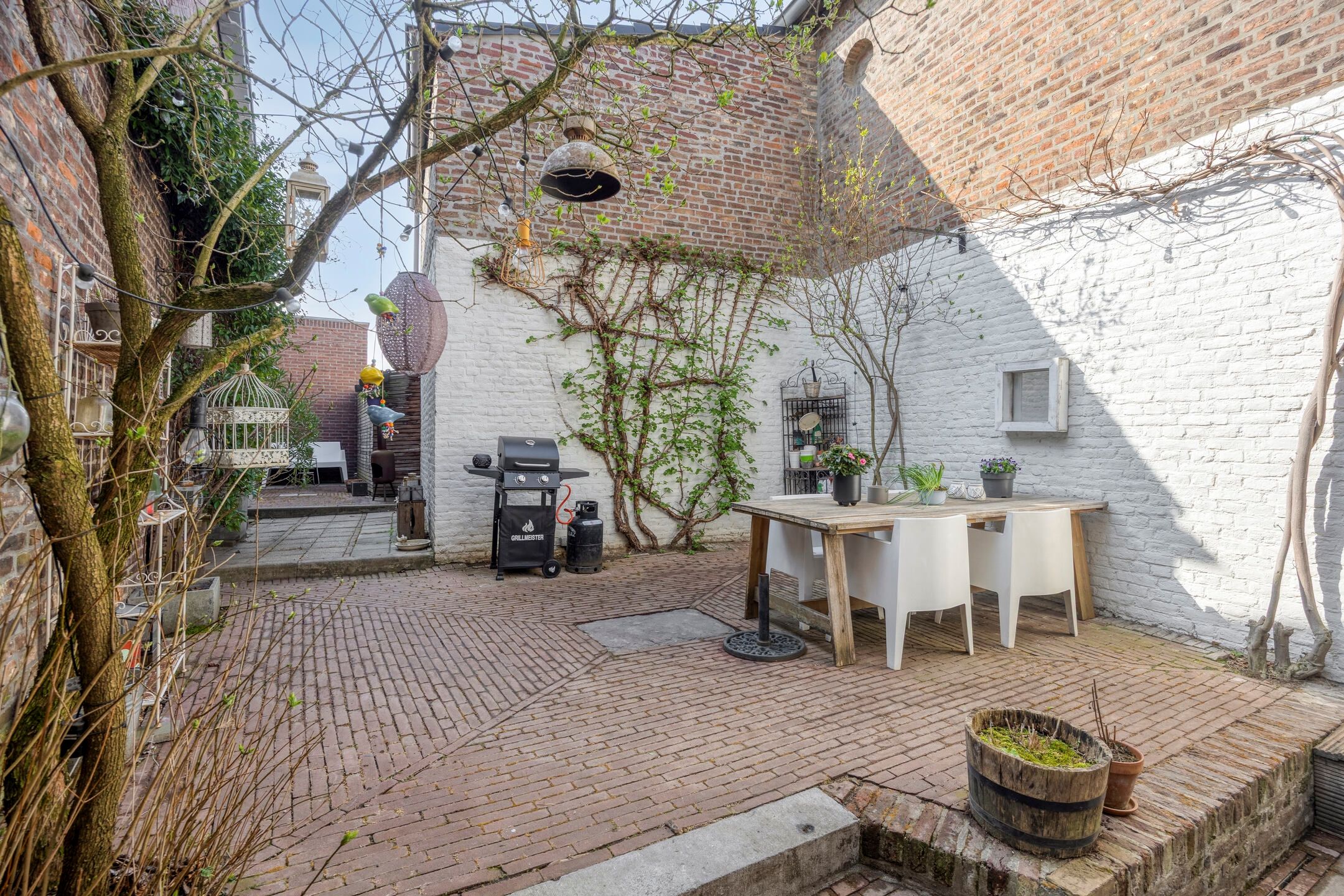 Characteristic 1892 Mansion with 253 m² Living Space in Eijsden — 68