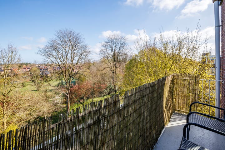 Foto 2 van van Hogendorplaan 30-H